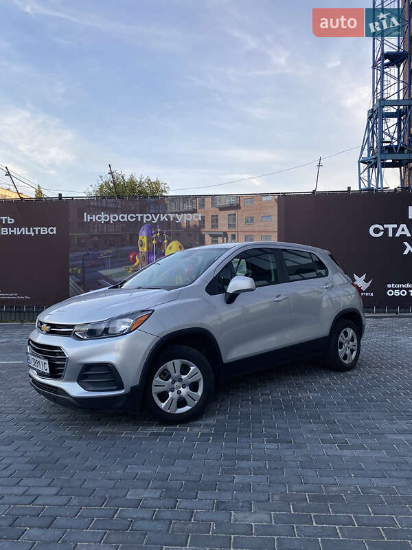 Внедорожник / Кроссовер Chevrolet Trax 2017 в Полтаве