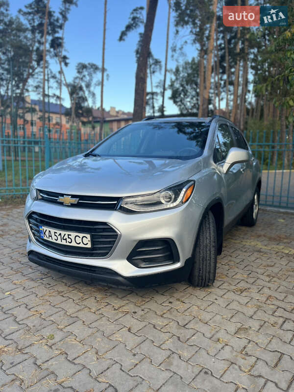 Внедорожник / Кроссовер Chevrolet Trax 2018 в 