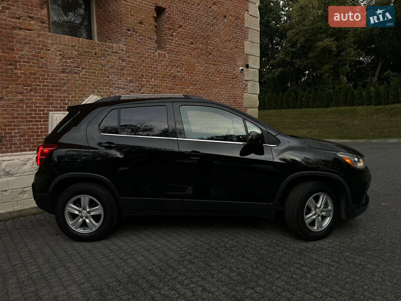 Внедорожник / Кроссовер Chevrolet Trax 2017 в Львове