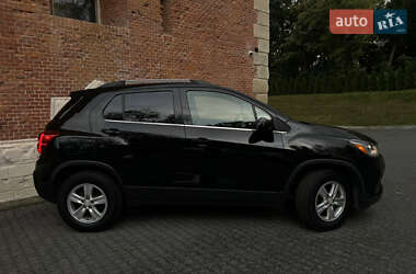 Внедорожник / Кроссовер Chevrolet Trax 2017 в 