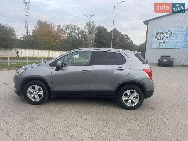 Позашляховик / Кросовер Chevrolet Trax 2020 в Володимирі фото 15 Позашляховик / Кросовер Chevrolet Trax 2020 в Володимирі