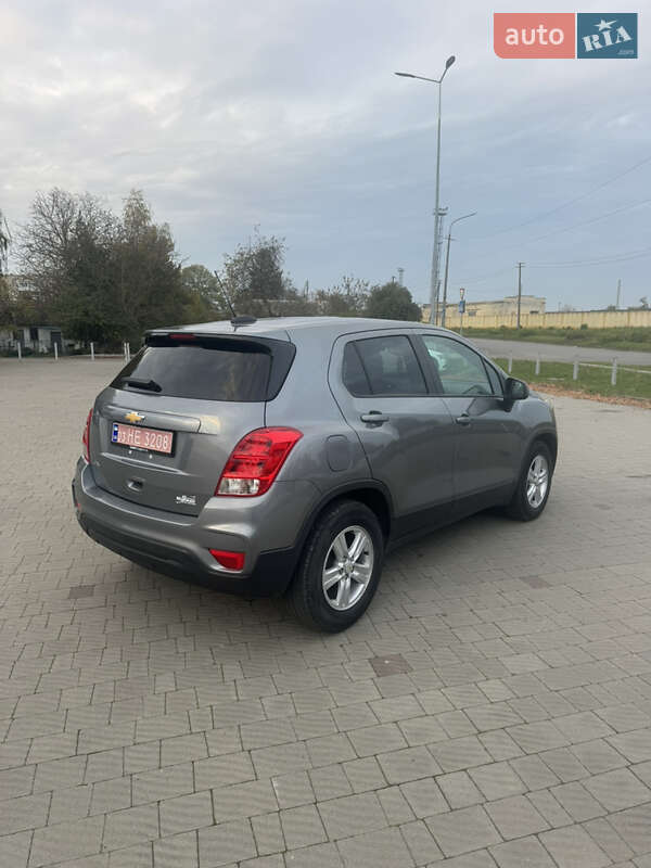 Позашляховик / Кросовер Chevrolet Trax 2020 в Володимирі фото 25 Позашляховик / Кросовер Chevrolet Trax 2020 в Володимирі