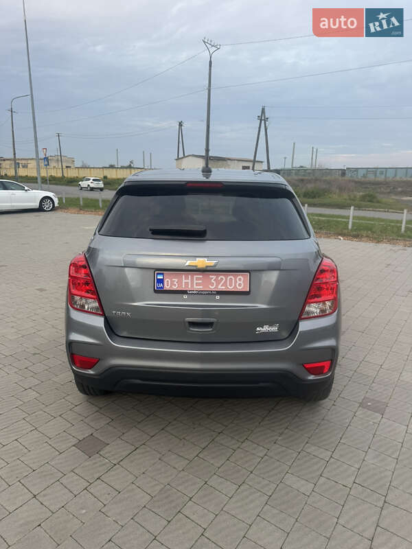 Позашляховик / Кросовер Chevrolet Trax 2020 в Володимирі фото 26 Позашляховик / Кросовер Chevrolet Trax 2020 в Володимирі