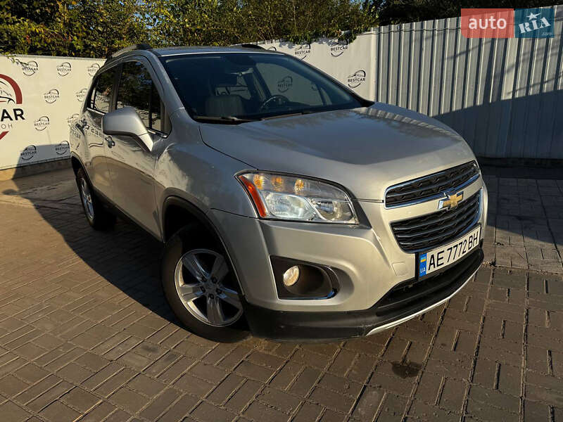 Позашляховик / Кросовер Chevrolet Trax 2016 в Дніпрі фото 2 Позашляховик / Кросовер Chevrolet Trax 2016 в Дніпрі