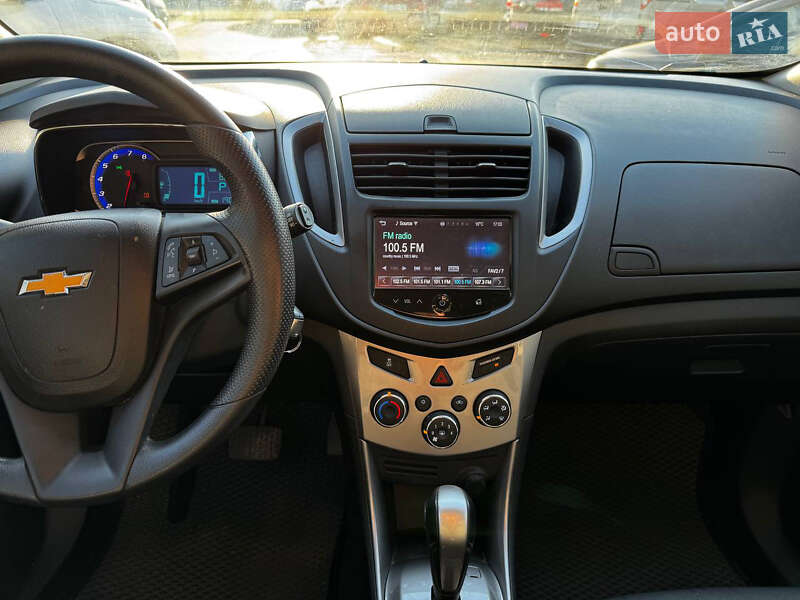 Позашляховик / Кросовер Chevrolet Trax 2016 в Дніпрі фото 12 Позашляховик / Кросовер Chevrolet Trax 2016 в Дніпрі