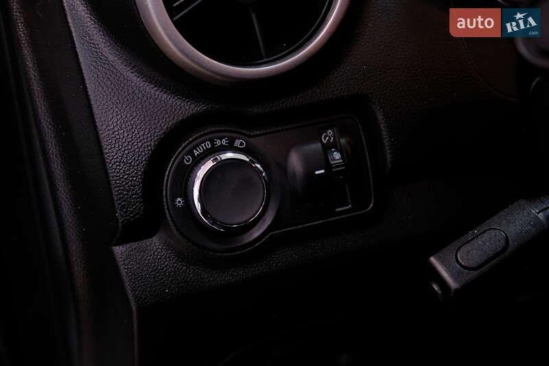 Внедорожник / Кроссовер Chevrolet Trax 2016 в Одессе