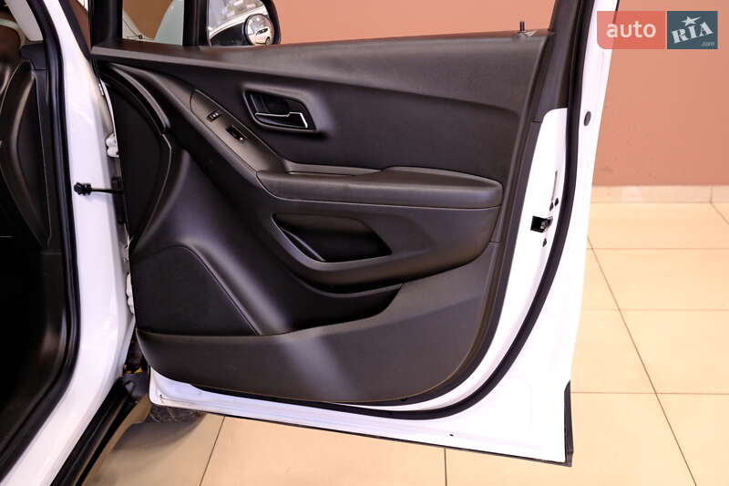 Внедорожник / Кроссовер Chevrolet Trax 2016 в Одессе