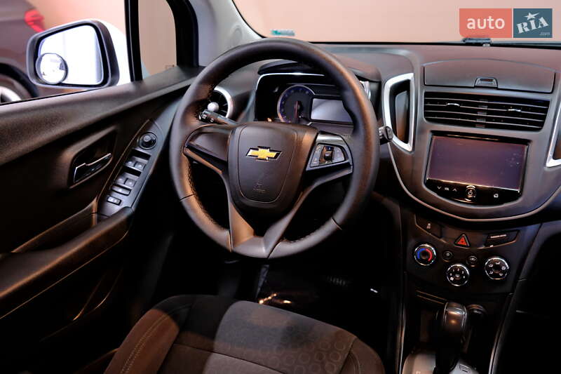 Внедорожник / Кроссовер Chevrolet Trax 2016 в Одессе