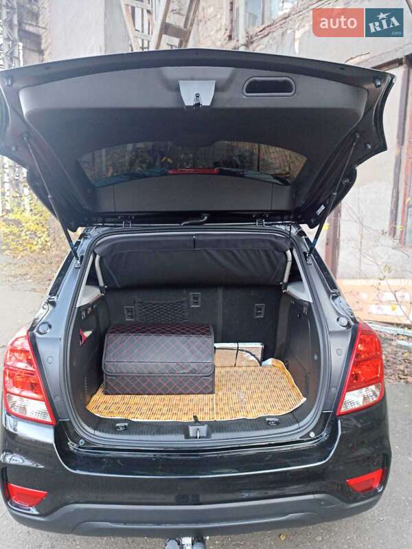 Внедорожник / Кроссовер Chevrolet Trax 2019 в Николаеве