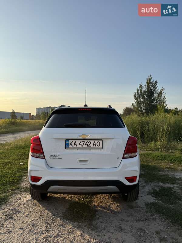 Внедорожник / Кроссовер Chevrolet Trax 2018 в Киеве фото 5 Внедорожник / Кроссовер Chevrolet Trax 2018 в Киеве