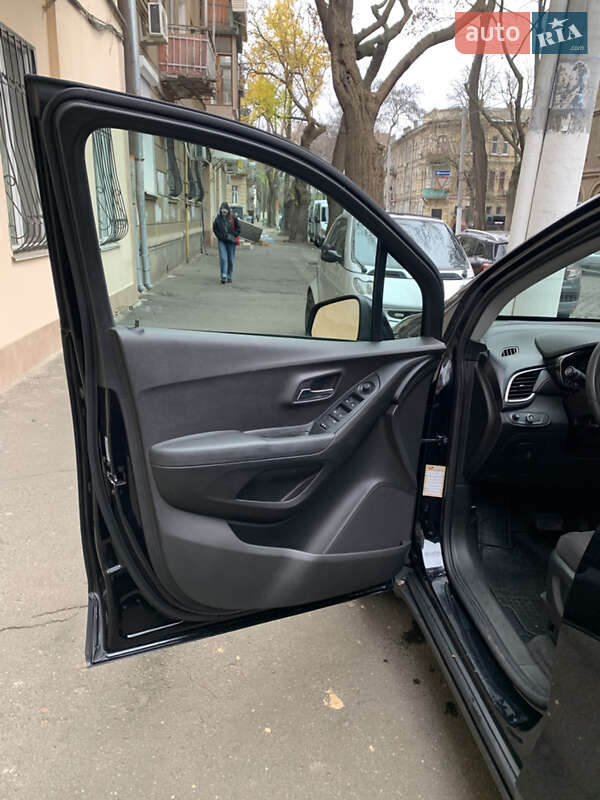 Позашляховик / Кросовер Chevrolet Trax 2017 в Одесі