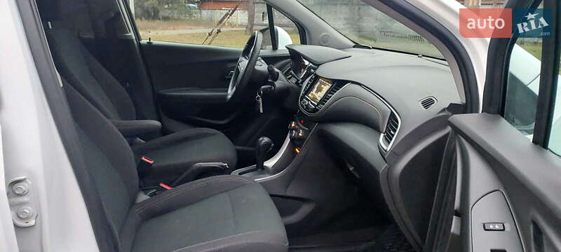 Внедорожник / Кроссовер Chevrolet Trax 2017 в Киеве