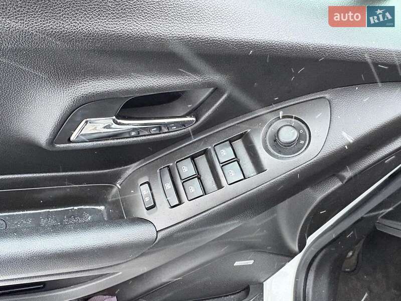 Позашляховик / Кросовер Chevrolet Trax 2016 в Львові фото 15 Позашляховик / Кросовер Chevrolet Trax 2016 в Львові