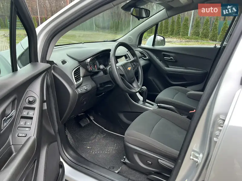 Chevrolet Trax 2017 VIN KL7CJKSB7JB579284 фото оголошення 9 з 58