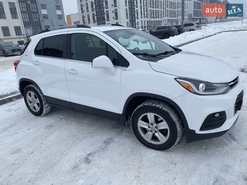 Внедорожник / Кроссовер Chevrolet Trax 2017 в Ровно фото 3 Внедорожник / Кроссовер Chevrolet Trax 2017 в Ровно
