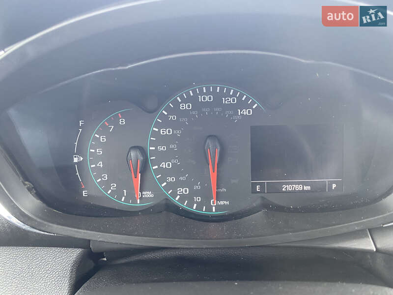 Внедорожник / Кроссовер Chevrolet Trax 2017 в Ровно фото 9 Внедорожник / Кроссовер Chevrolet Trax 2017 в Ровно