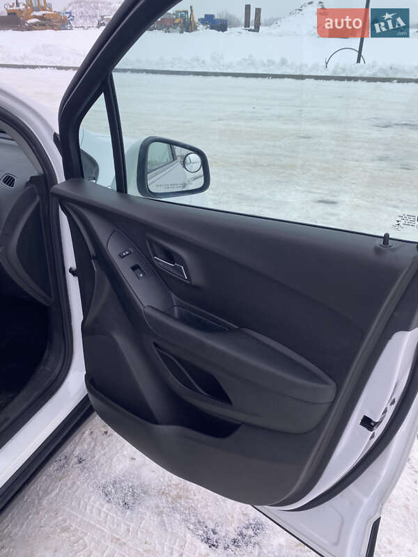 Внедорожник / Кроссовер Chevrolet Trax 2017 в Ровно фото 13 Внедорожник / Кроссовер Chevrolet Trax 2017 в Ровно