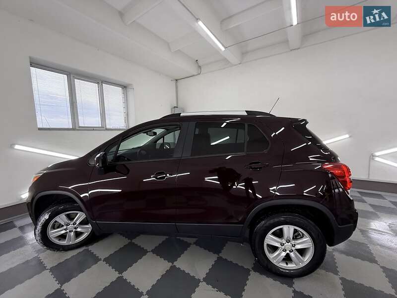 Внедорожник / Кроссовер Chevrolet Trax 2021 в Дрогобыче