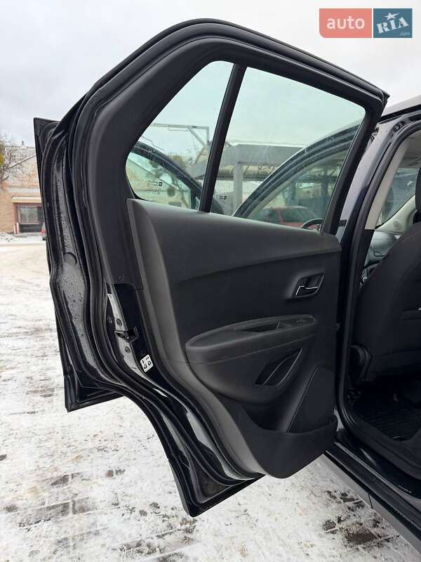 Внедорожник / Кроссовер Chevrolet Trax 2016 в Лубнах