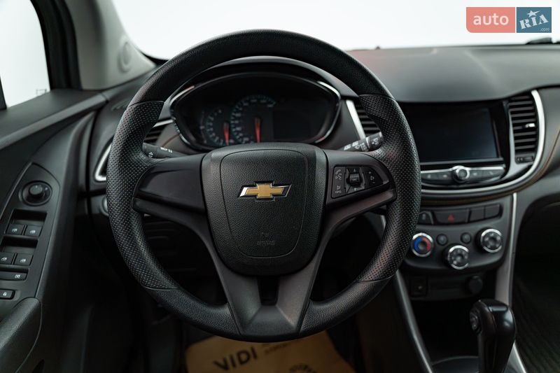 Внедорожник / Кроссовер Chevrolet Trax 2020 в Киеве