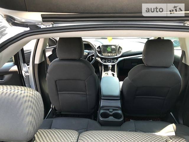 Седан Chevrolet Volt 2017 в Одесі