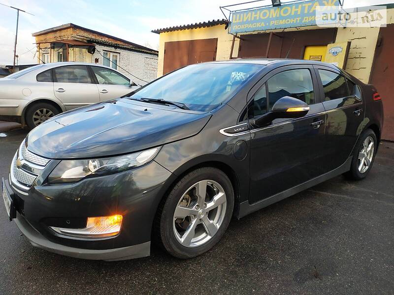 Ліфтбек Chevrolet Volt 2014 в 