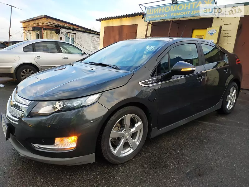 Ліфтбек Chevrolet Volt 2014 в 