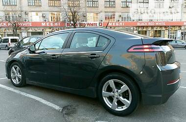 Ліфтбек Chevrolet Volt 2013 в 