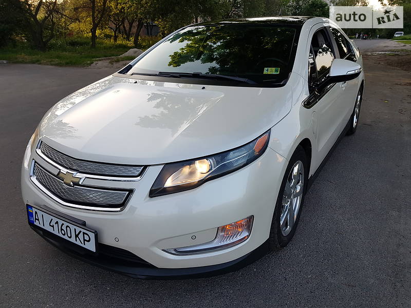 Хэтчбек Chevrolet Volt 2011 в Киеве