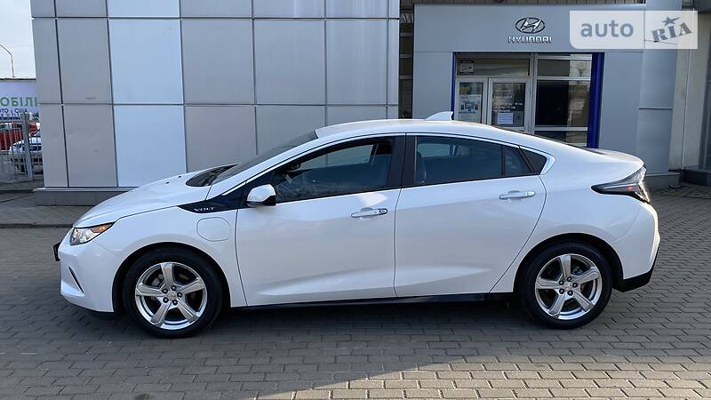 Хетчбек Chevrolet Volt 2018 в Києві