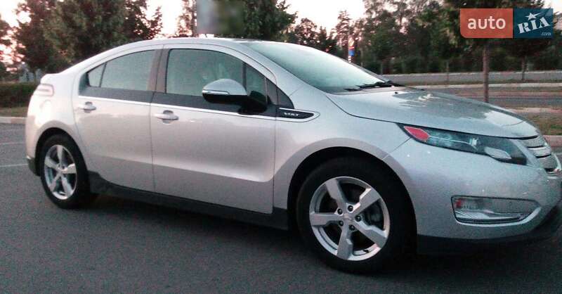 Хетчбек Chevrolet Volt 2014 в Києві