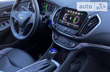 Хэтчбек Chevrolet Volt 2018 в Киеве