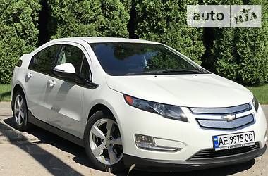 Лифтбек Chevrolet Volt 2014 в Днепре