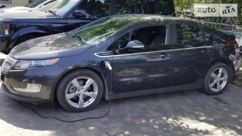 Лифтбек Chevrolet Volt 2013 в Харькове