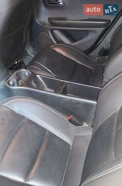 Хэтчбек Chevrolet Volt 2013 в 