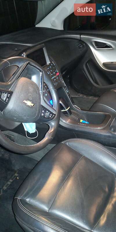 Хэтчбек Chevrolet Volt 2013 в Украинке