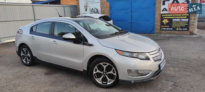 Хетчбек Chevrolet Volt 2011 в Черкасах