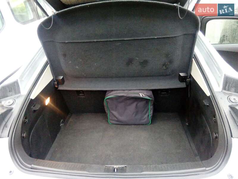 Хетчбек Chevrolet Volt 2014 в Києві