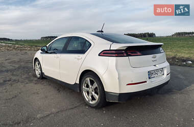 Лифтбек Chevrolet Volt 2015 в Кролевце