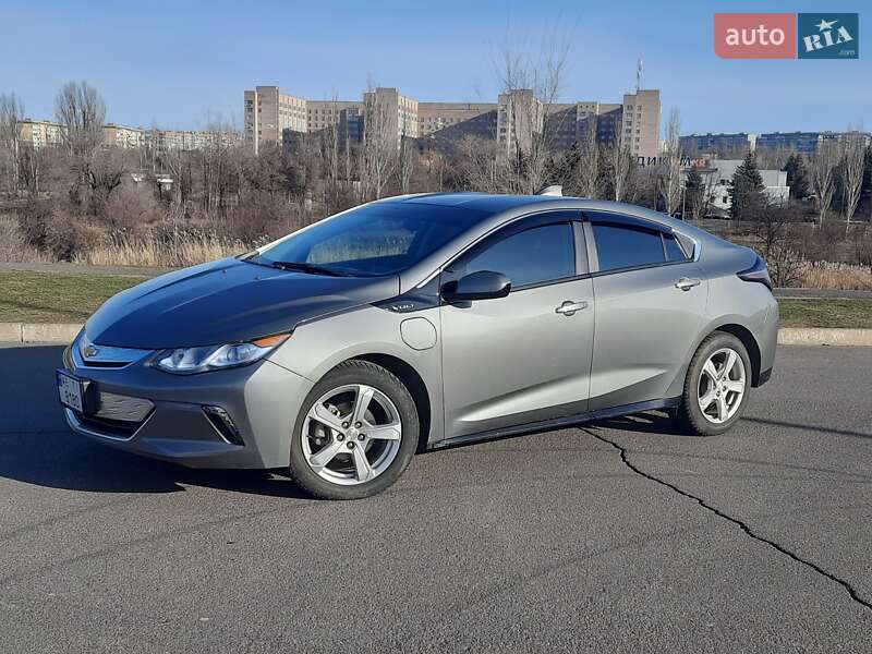 Хэтчбек Chevrolet Volt 2016 в Краковце