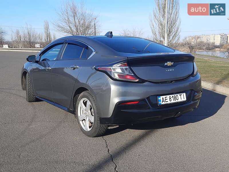 Хэтчбек Chevrolet Volt 2016 в Краковце