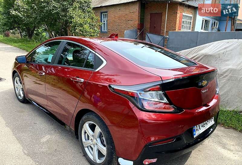 Хэтчбек Chevrolet Volt 2016 в Харькове