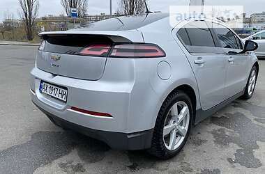 Лифтбек Chevrolet Volt 2014 в Киеве