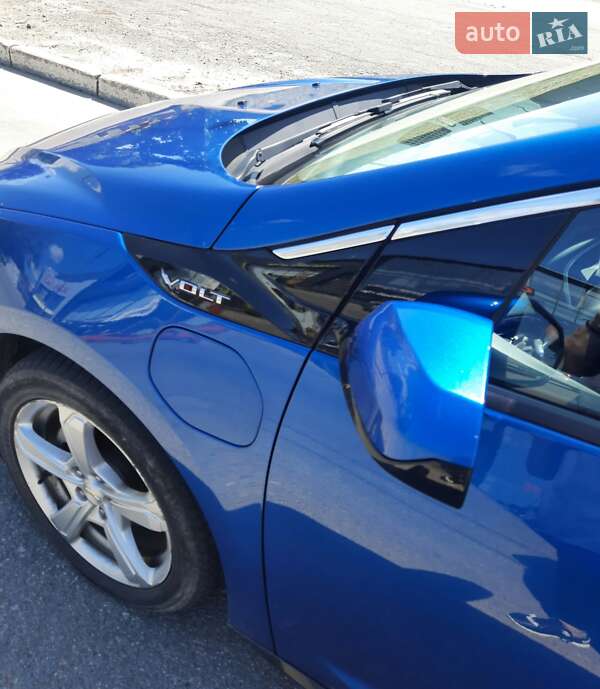 Хэтчбек Chevrolet Volt 2016 в Харькове