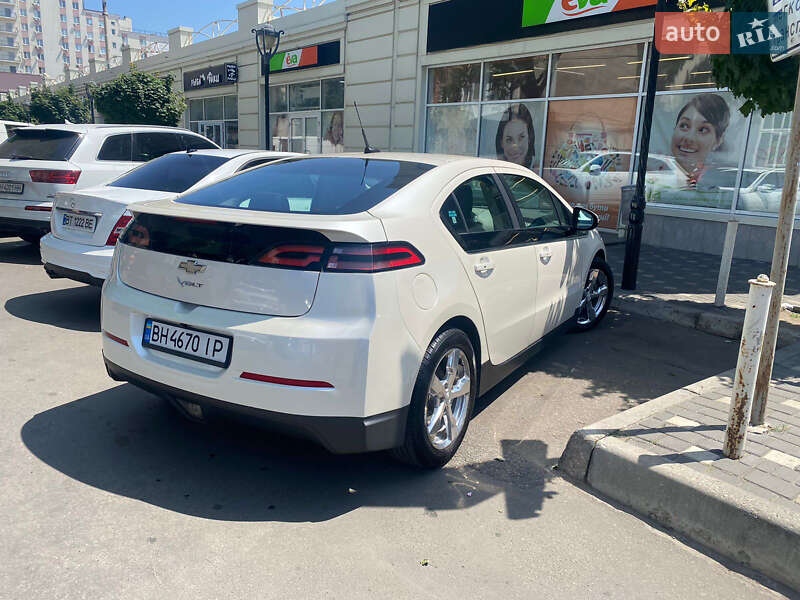 Хэтчбек Chevrolet Volt 2012 в Одессе фото 4 Хэтчбек Chevrolet Volt 2012 в Одессе