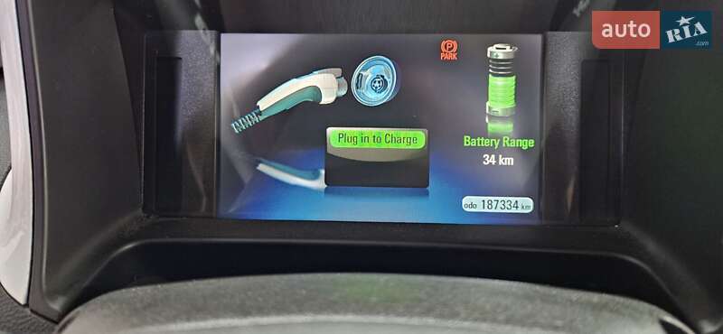 Хэтчбек Chevrolet Volt 2013 в Черновцах