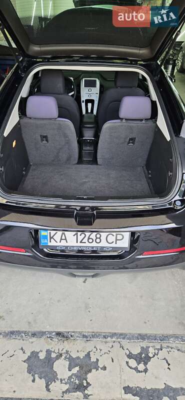 Хэтчбек Chevrolet Volt 2013 в Черновцах