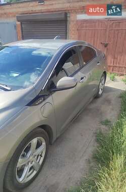 Хэтчбек Chevrolet Volt 2016 в Полтаве
