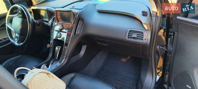 Хэтчбек Chevrolet Volt 2014 в Южноукраинске фото 14 Хэтчбек Chevrolet Volt 2014 в Южноукраинске