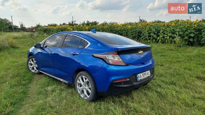 Хетчбек Chevrolet Volt 2017 в Сумах
